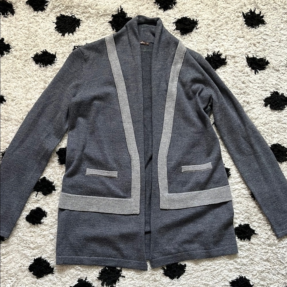 J. McLaughlin size small Charcoal Knit Cardigan no button open front